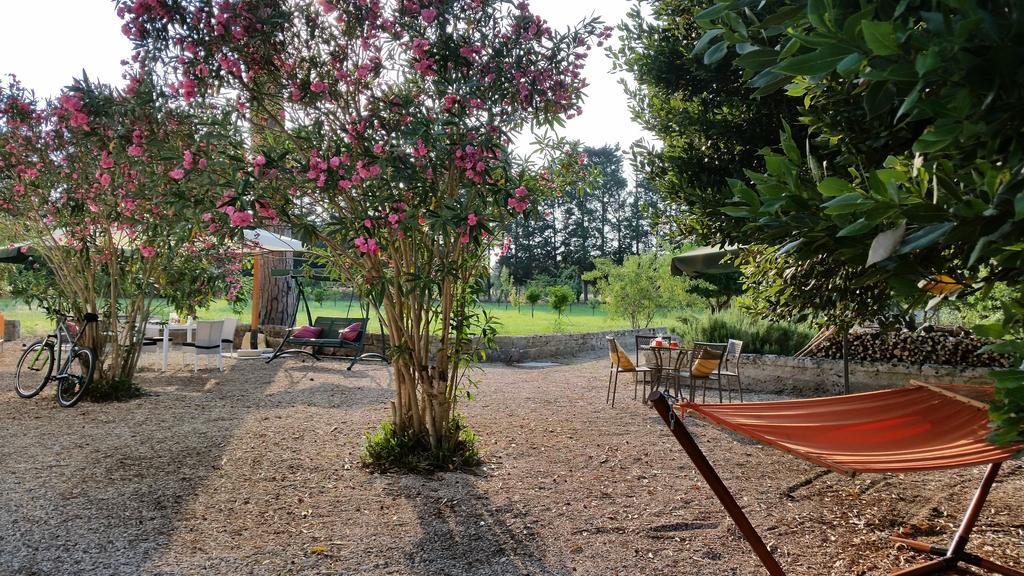 Agriturismo Occhineri Порто-Чезарео Экстерьер фото